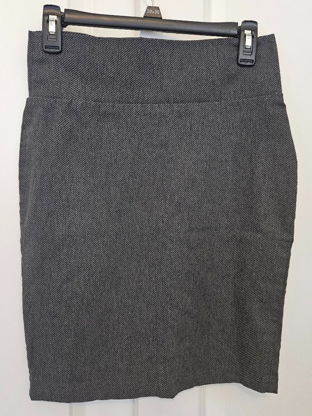 Charlotte Russe Women's Charcoal Grey Pencil Skirt Rayon Blend Size M